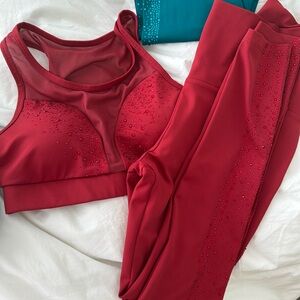Luxe Fit Diamond workout leggings and sports bra